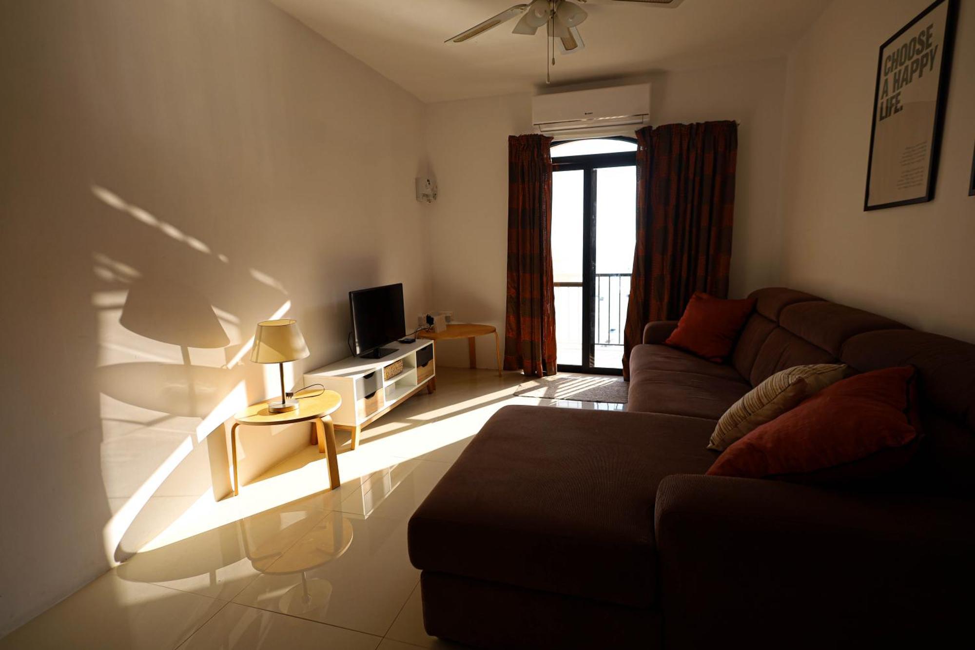 Seafront Duplex Penthouse With Terrace Overlooking Xlendi Bay Eksteriør billede