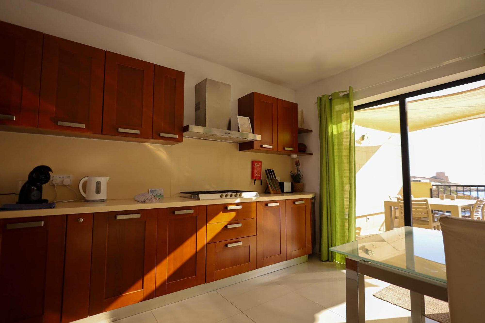 Seafront Duplex Penthouse With Terrace Overlooking Xlendi Bay Eksteriør billede